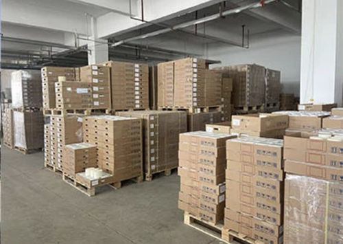 Latest company news about Керамический носитель высокого качества Круглый трехсторонний каталитический фильтр Евро 1-5 Модель 120 x 120